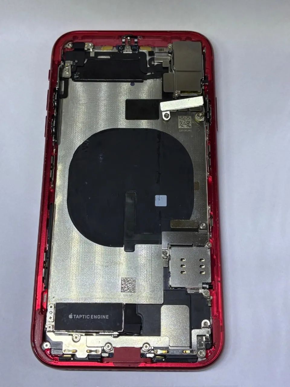 Carcaça iPhone 11 vermelha original retirada - Foto 2
