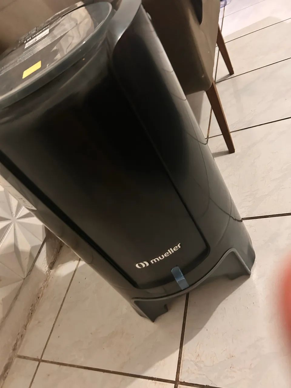 Centrífuga semi nova 