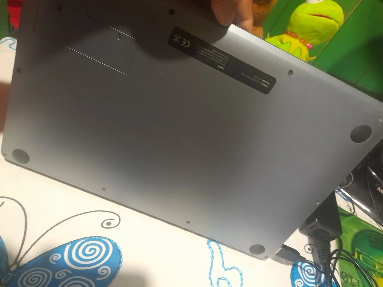 Vende-se Notebook HQ,Windows 11  - Foto 4