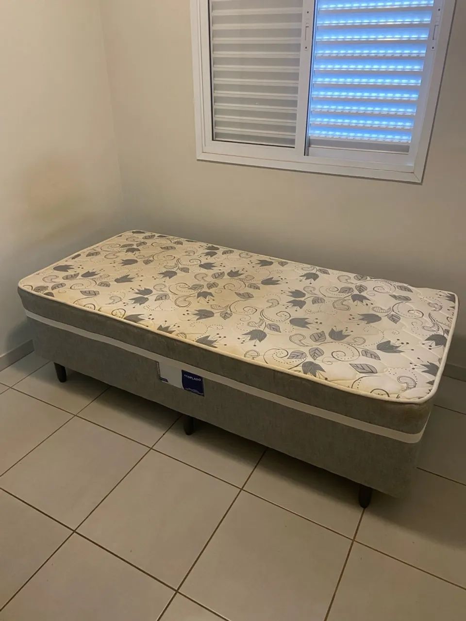 Vendo cama solteiro  - Foto 5
