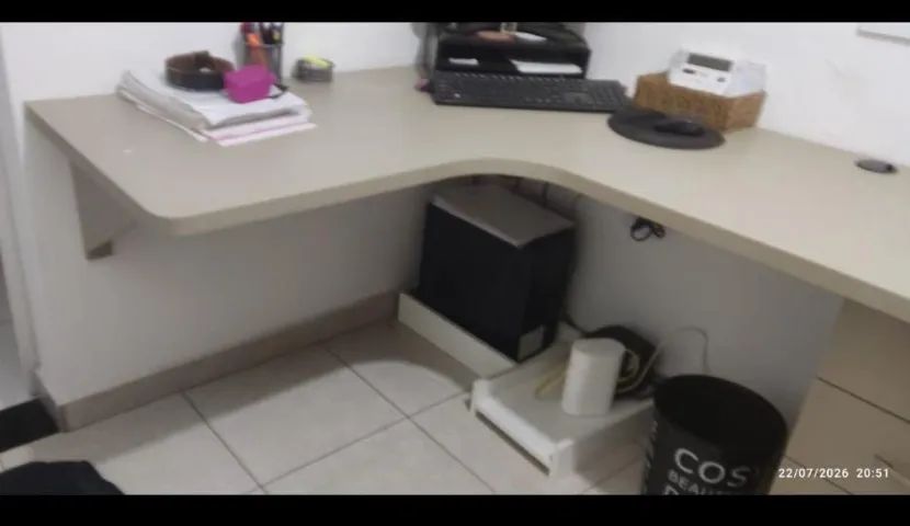 mesa de escritório em L - Foto 3