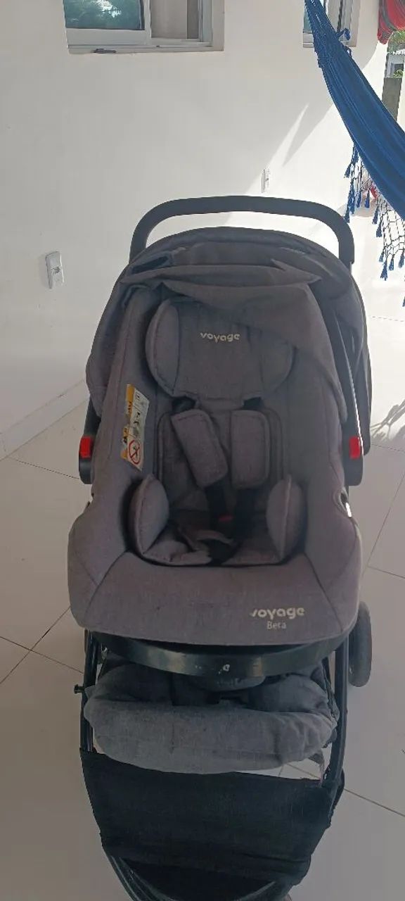 Carrinho de bebê com bebê conforto  - Foto 5