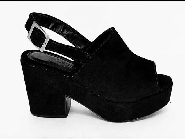 Sandália Suede Preta