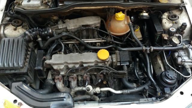 Corsa sedã 1.6 8v - Foto 2