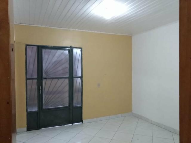 Alugo casa no bairro desvio Rizzo