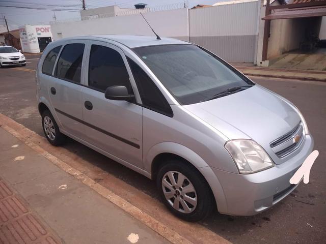 Meriva Joy 1.4 2010/11 R$ 19.000,00