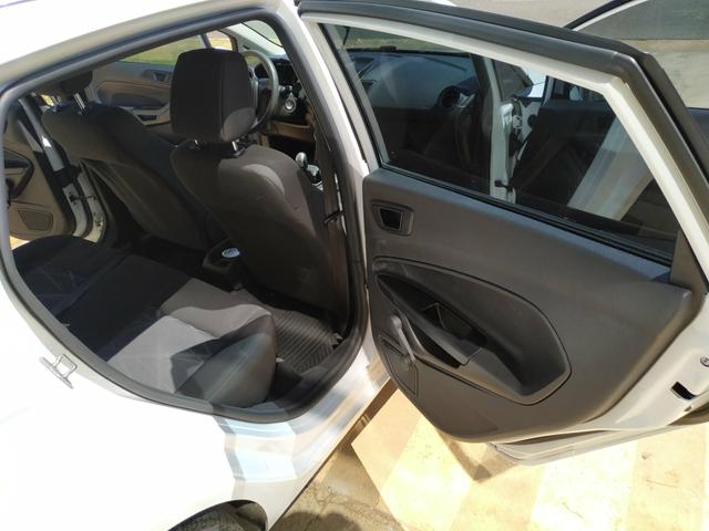 New Fiesta 1.5 14/15 c/ 40.000 km - Foto 13