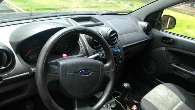 Fiesta Class sedan 2010. bagatela de 16.000 - Foto 3