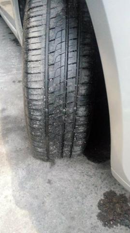 Ford Fiesta sedan 1.6 2014 com Gnv - Foto 7