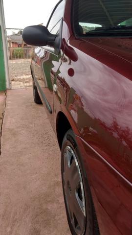 Clio - Foto 4