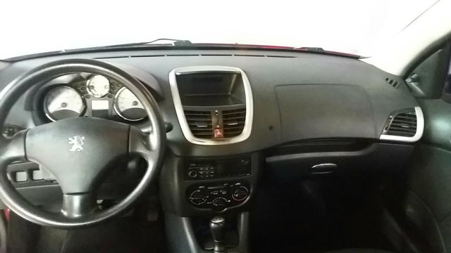 Peugeot 207 XR 1.4 8V 2013 VERMELHO - Foto 9