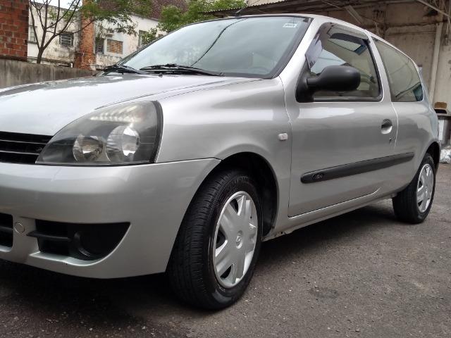 Clio - Foto 2