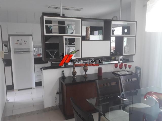 Casa na ilha com piscina e 04 quartos - lote inteiro - Foto 5