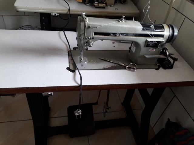 Maquinas de custura reta e overlok