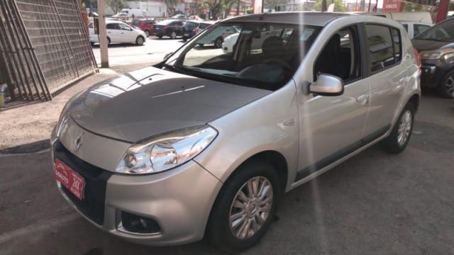 RENAULT SANDERO PR1616VA