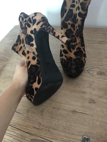 Bota estampa animal LOFT - Foto 4