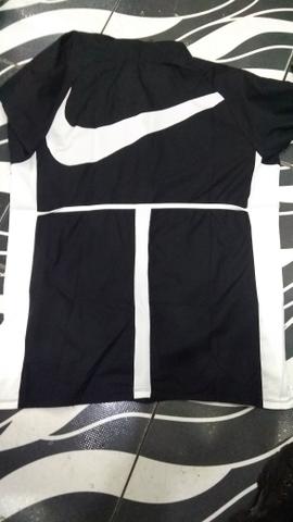 Corta vento nike original ?