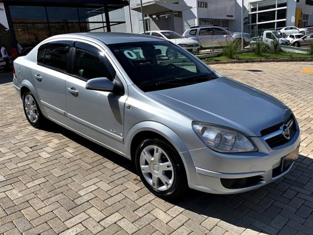 CHEVROLET VECTRA ELEGANCE 2.0 8v 4p - Foto 3