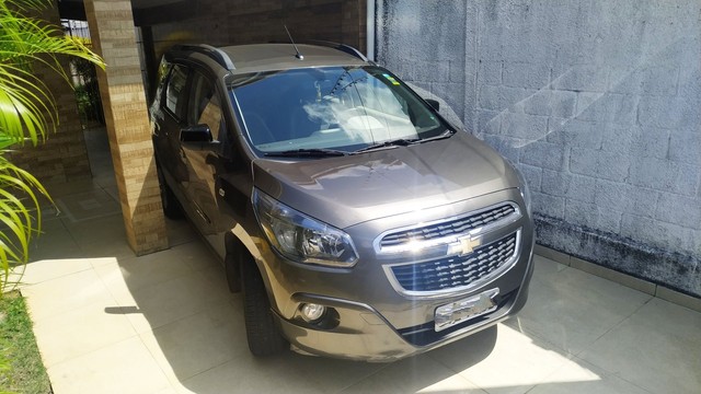 CHEVROLET SPIN 5 LUGARES