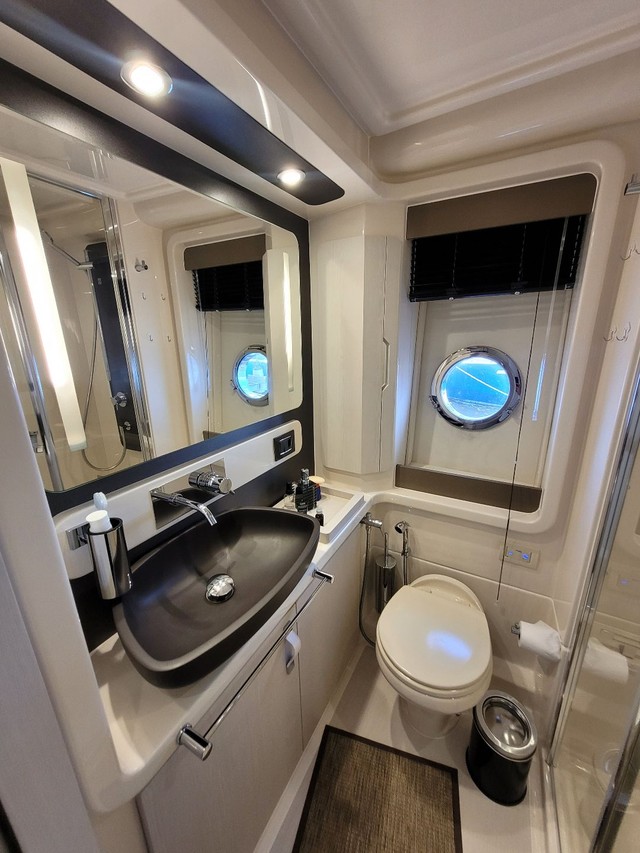 Azimut 560- 2020 x2 Volvo D11 725 HP ñ Sedna Cabrasmar Intermarine Triton Real - Foto 11