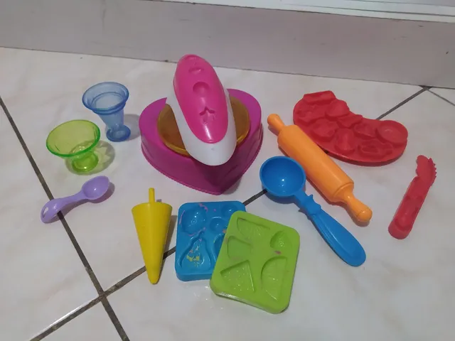 Conjunto Fábrica de Bolos Play-Doh - Desapegos de Roupas quase