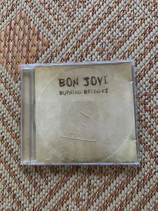 CD Bon Jovi Burning Bridges 