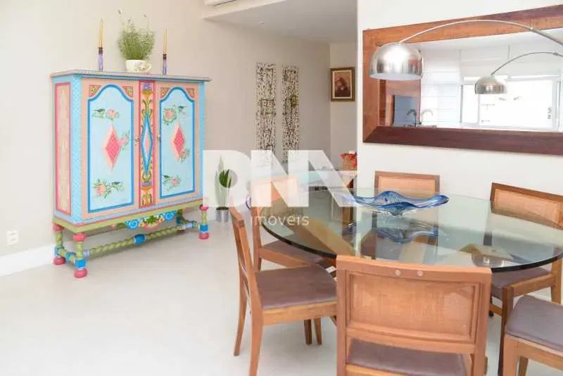 Apartamento - / Residencial / Lagoa