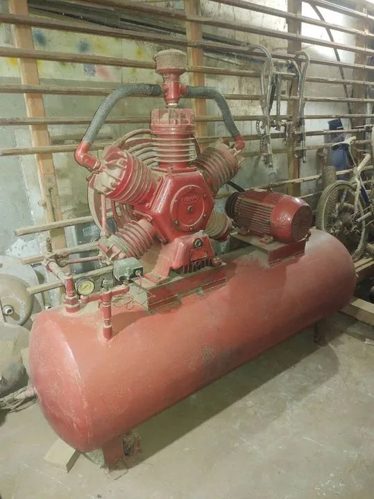 Compressor de ar industrial vayne 60 pés - 520 litros 