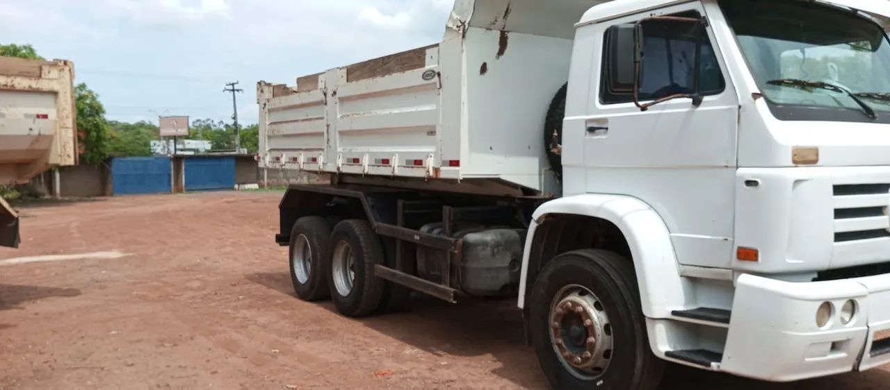 Caminhão Caçamba Volks 23-220 2005