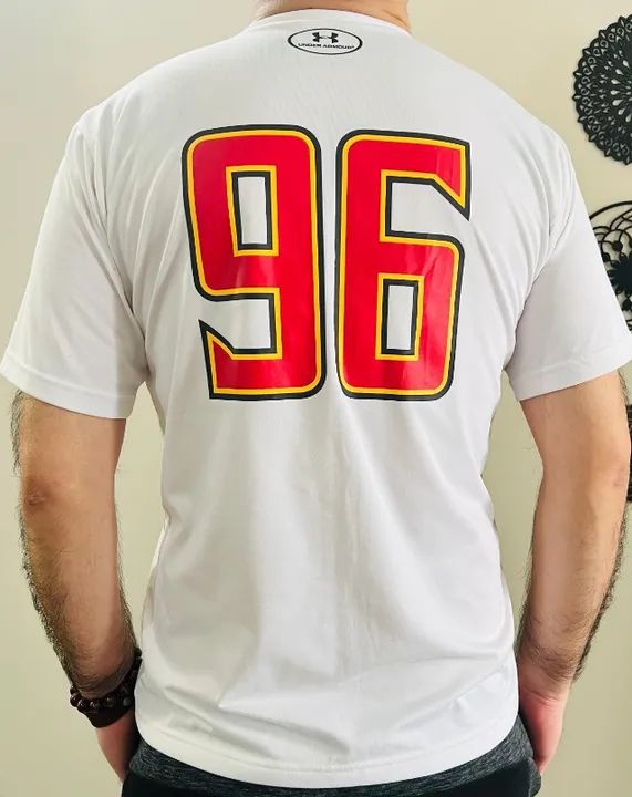 Camiseta Under Armour 96 Importada Original - Foto 3
