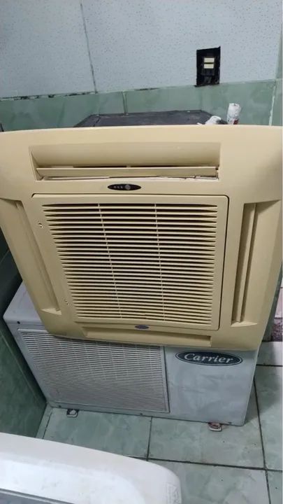 Vendo ou troco por inverter de 12mil BTU 
