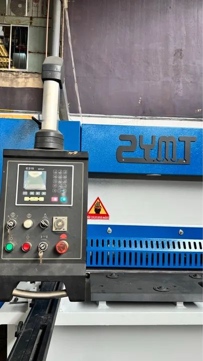 Guilhotina Hidráulica ZYMT - Foto 5