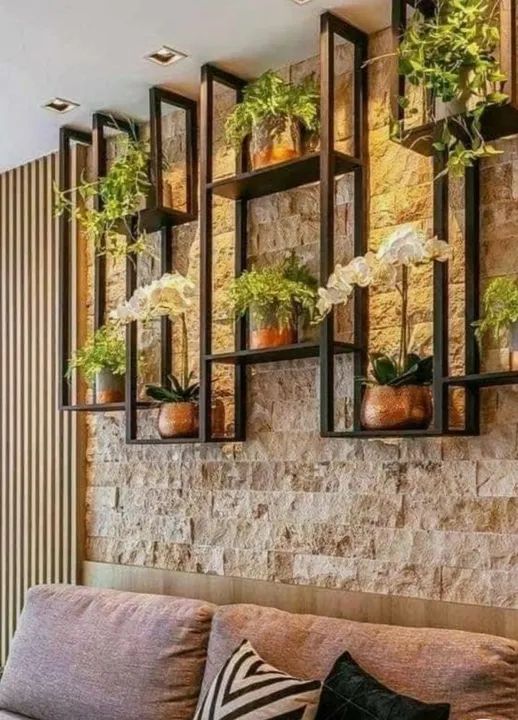 (Jardim Suspenso) Rack de parede moderno com prateleiras de metal e design industrial