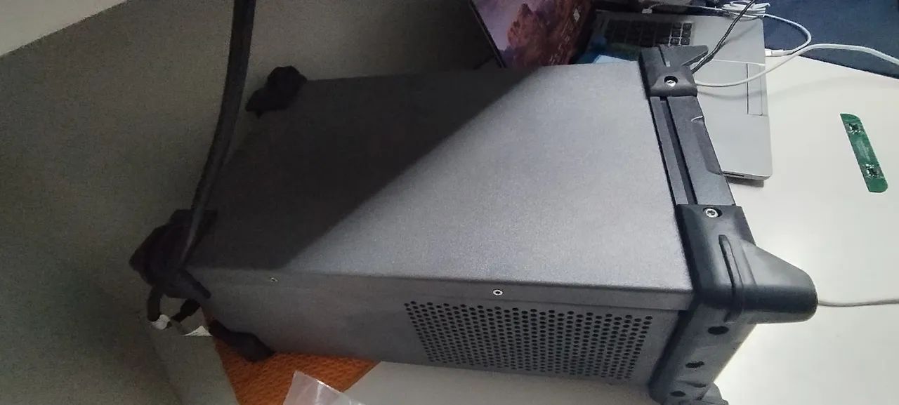 Fonte de Alimentação Programável Hantek HDP4424B - Quad Output - Foto 2