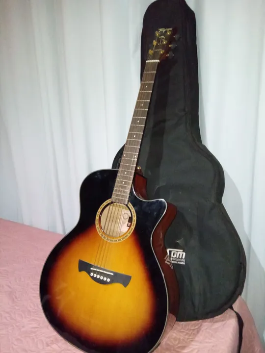 Vendo violão!