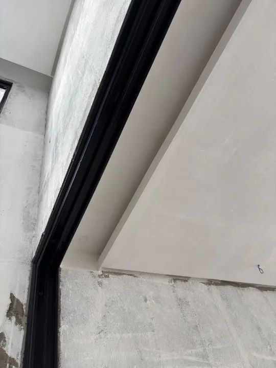 Esquadria Porta de correr 3 folhas Vidro temperado + PVC 3,0m x 3,5 m - Foto 4