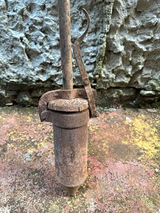 Fole fumegador antigo.  - Foto 5