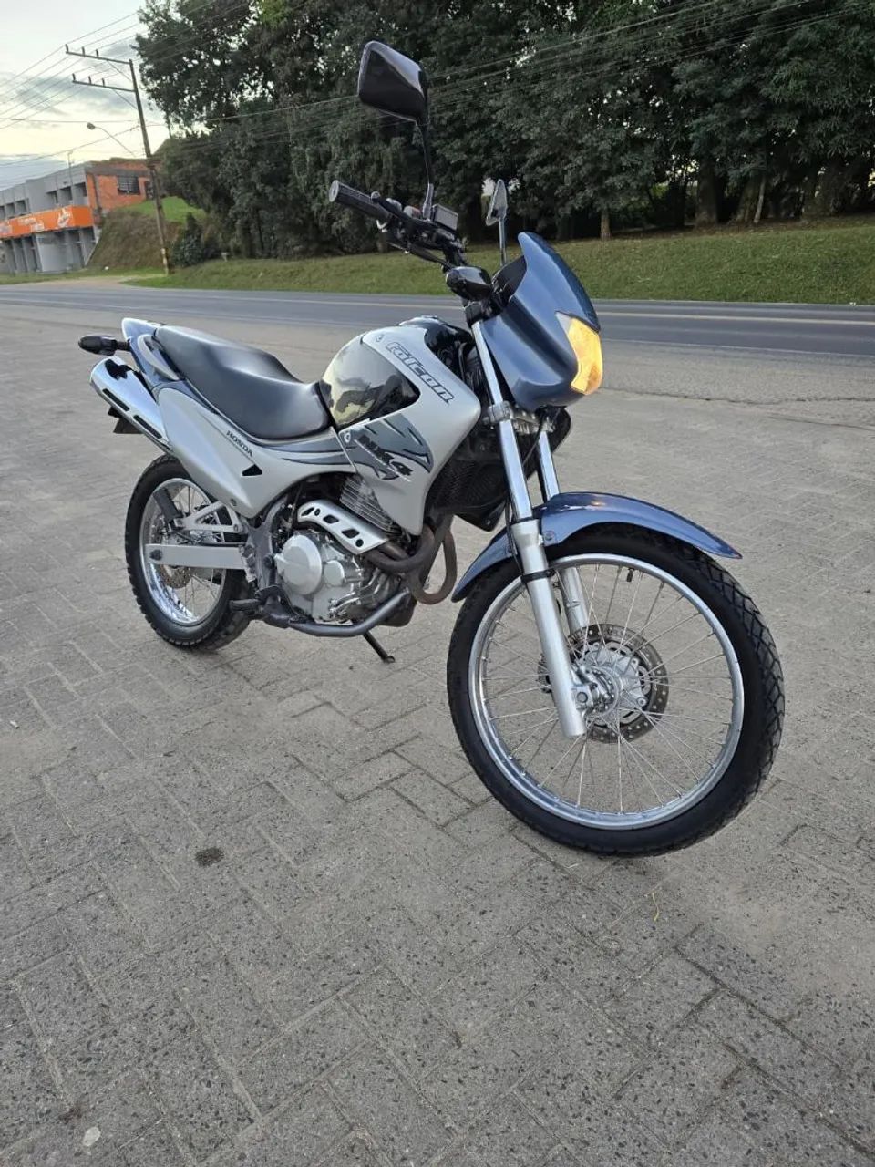 2007 Honda  NX 400 Falcon  - Foto 2