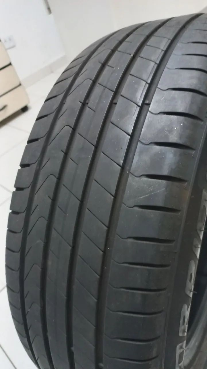 Pneu Pirelli Scorpion 215/60R17 - Foto 2
