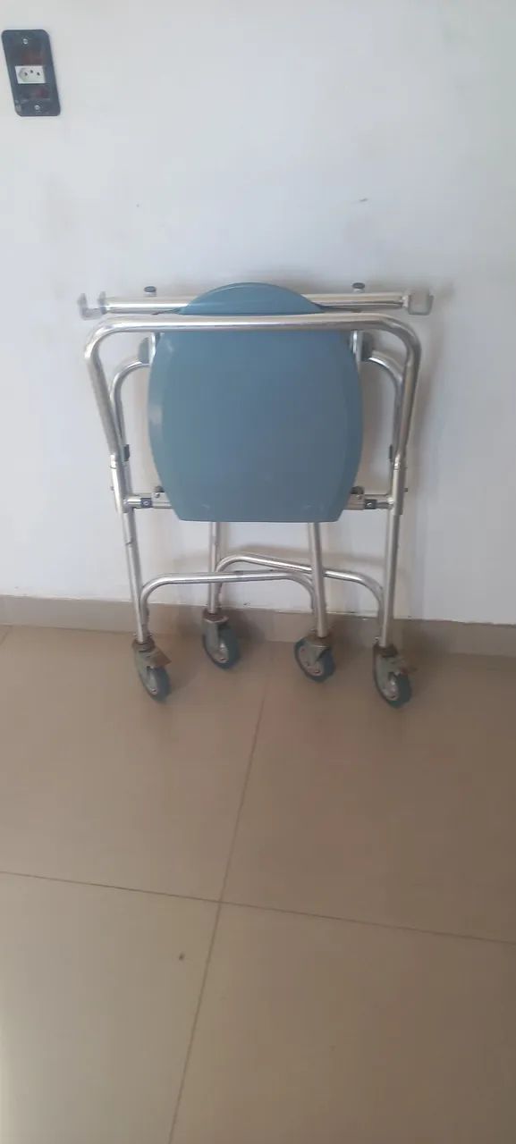 Cadeira de banho  - Foto 3