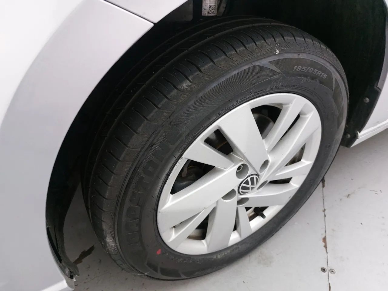 Volkswagen Polo Comfortline TSI 1.0 Flex 12V Aut., foto 11 de 18
