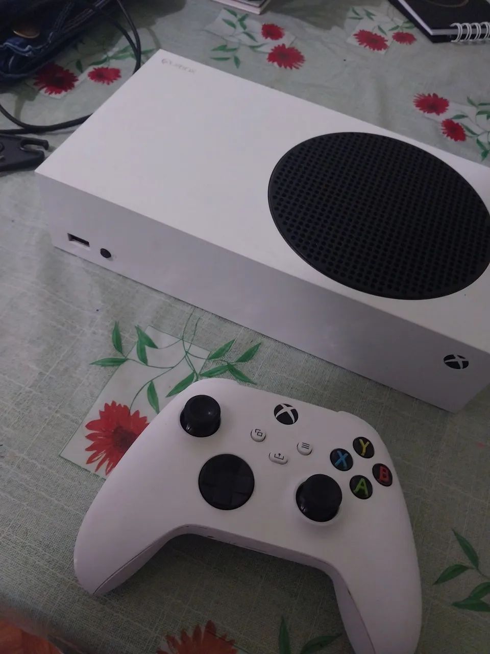Xbox Series S + Controle Branco