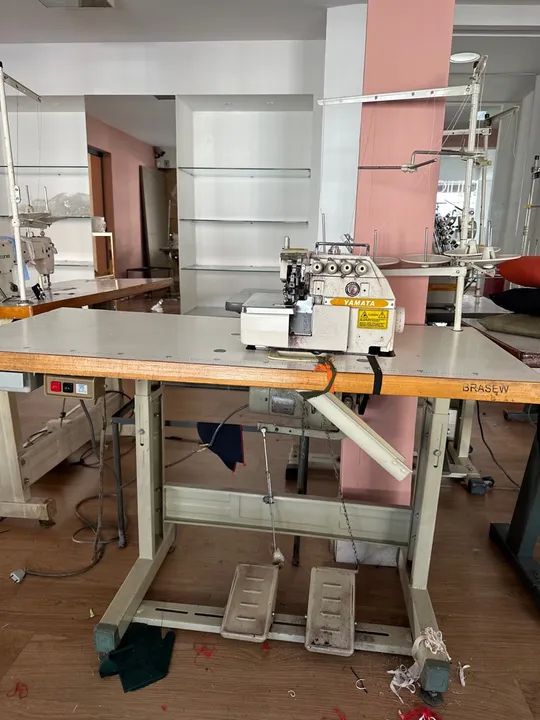 Máquina de Costura Industrial Yamata