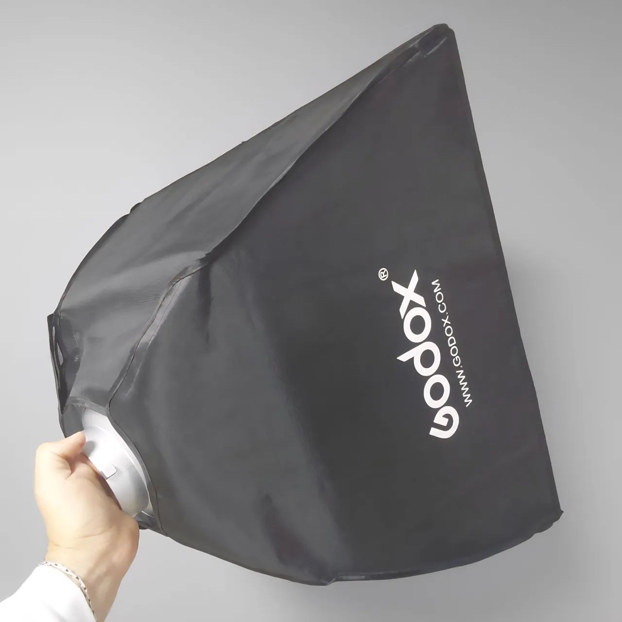 Softbox Godox 80 x 80 Bowens  - Foto 3