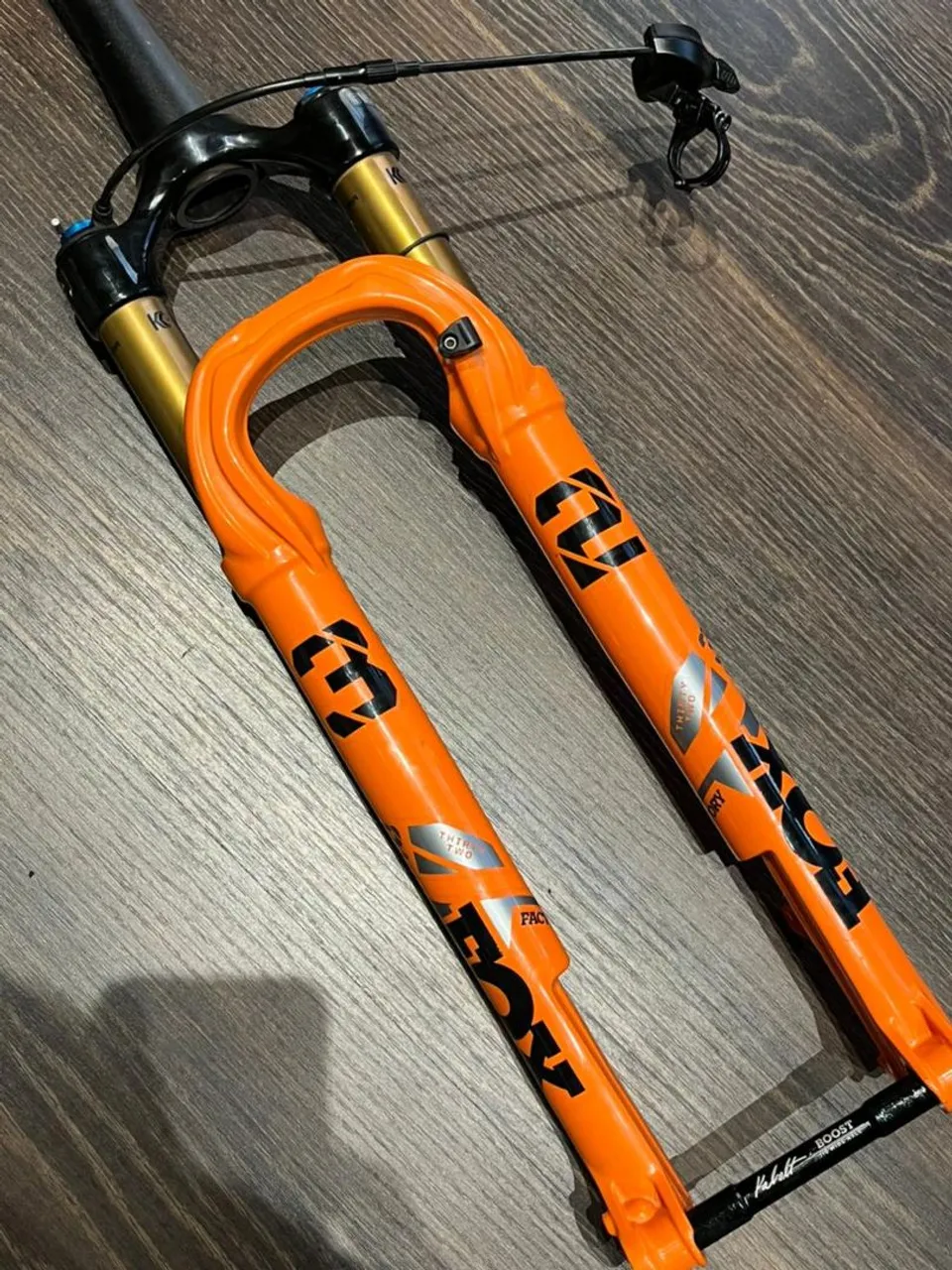 Suspensão Fox 32 step cast Factory