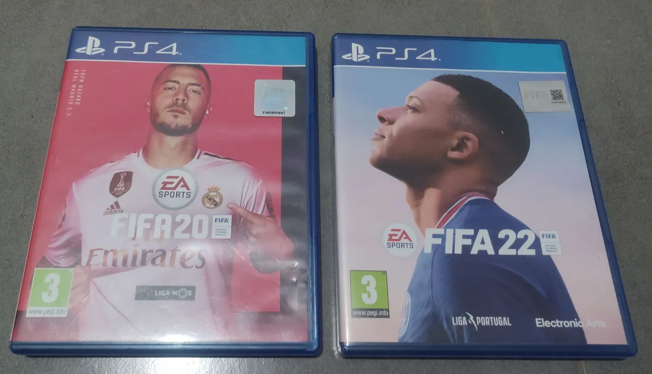 FIFA 20 e FIFA 22 PS4