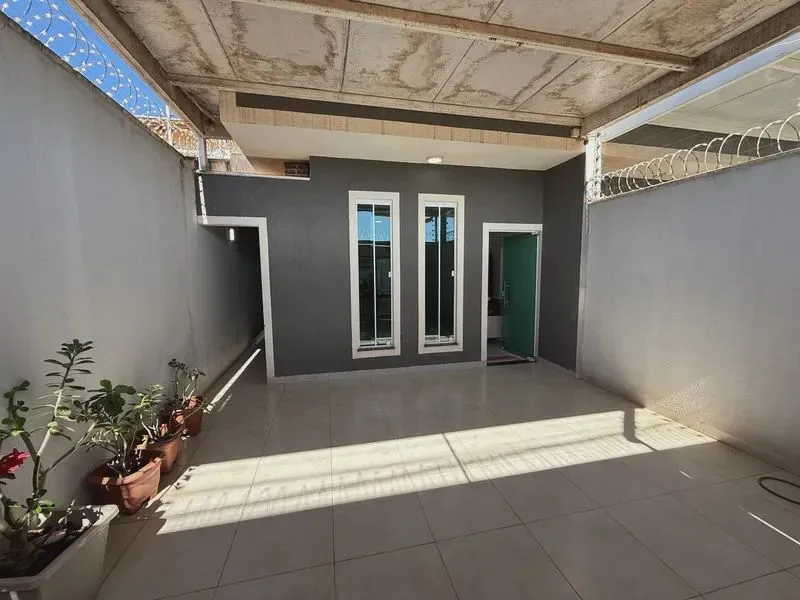 Casa de 2 Quartos Com Energia Solar e Churrasqueira na 604 Norte