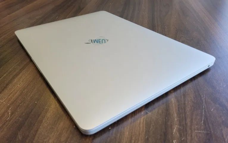 Apple MacBook Pro 2019 TouchBar Core i5 Quad Core | 256GB SSD | 8GB LPDDR3 13.3" Prateado - Foto 6