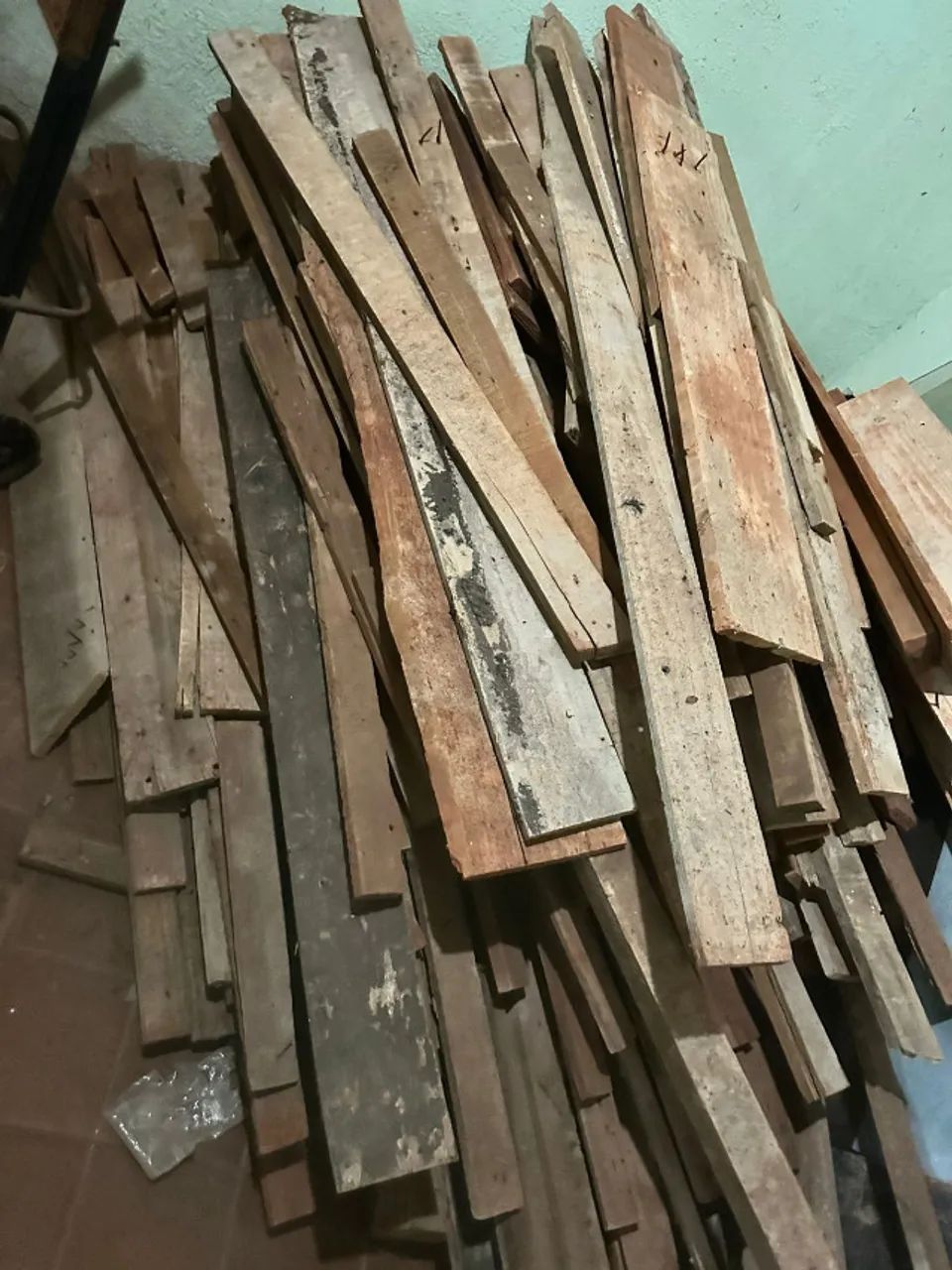 Madeira diversa para construção sobra obra - Foto 5