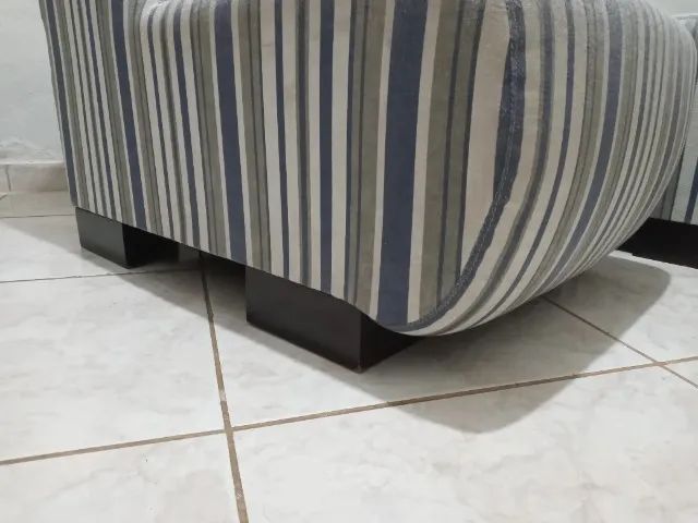 Sofá Poltrona (2 unidades) EXCELENTE ESTADO - Foto 4